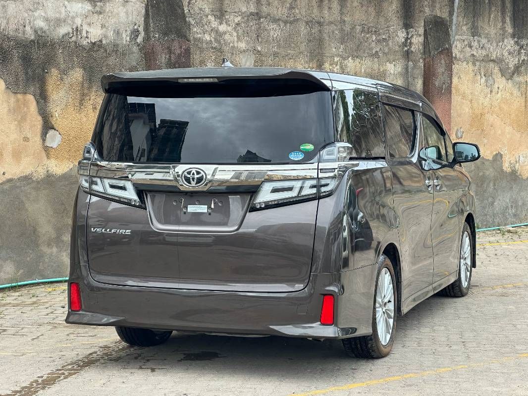 2019 Toyota Vellfire