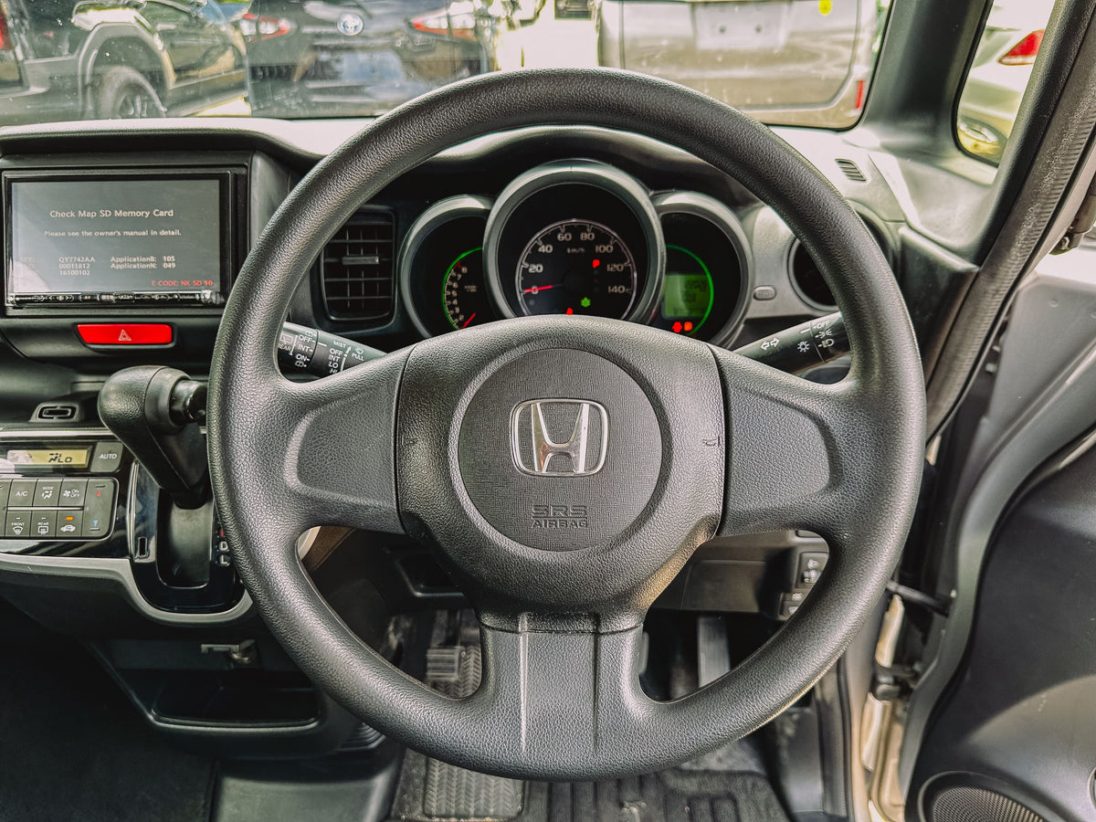 2017 Honda N-Box