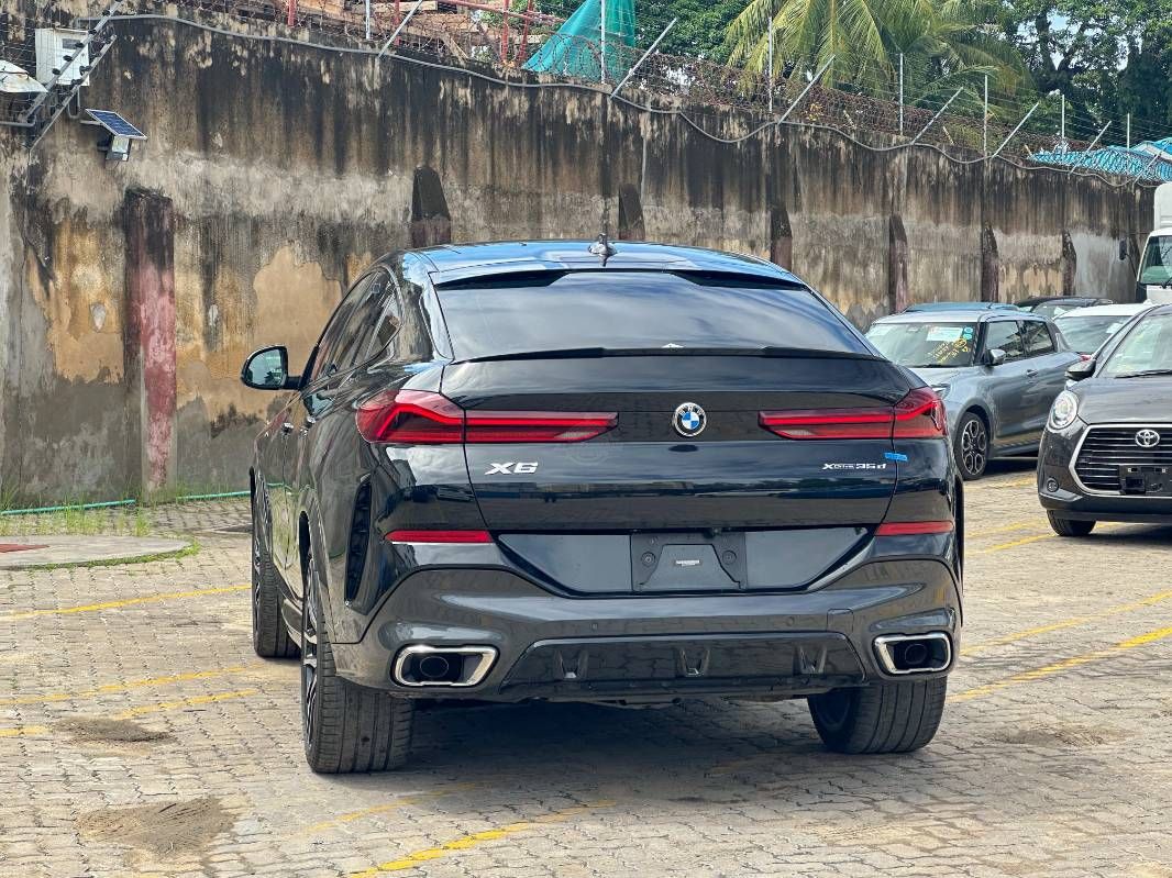 2020 BMW X6