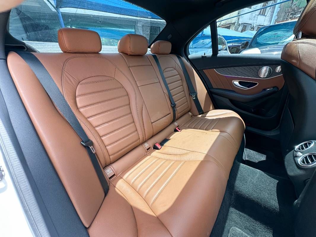 2019 Mercedes-Benz C43 in pearl, photo 10 of 10, for sale in Kenya (Ref M19-77855)