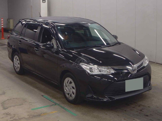 2020 Toyota Fielder in black, photo 1 of 3, for sale in Kenya (Ref T20-30287)