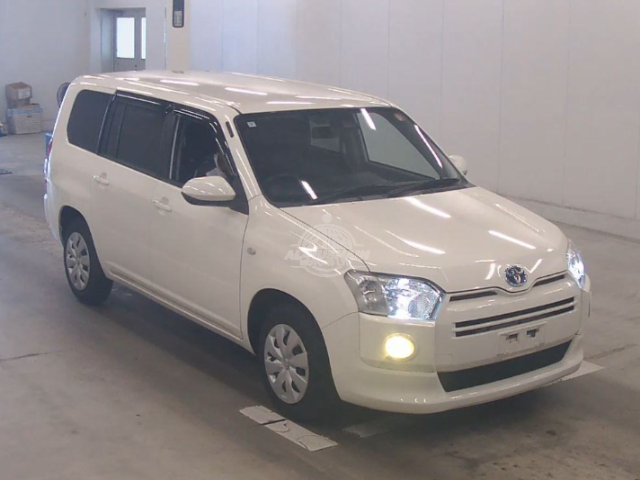 2021 Toyota Probox in white, photo 1 of 4, for sale in Kenya (Ref T21-35597)