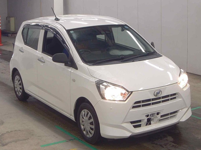 2019 Daihatsu Mira in white, photo 1 of 3, for sale in Kenya (Ref D19-52742)