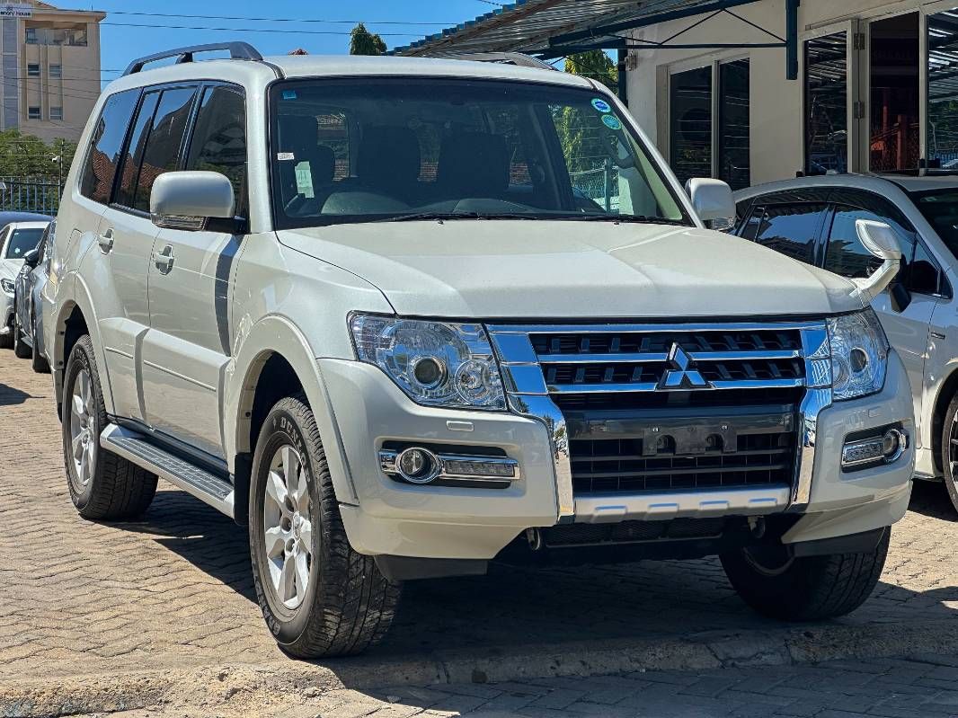 2019 Mitsubishi Pajero