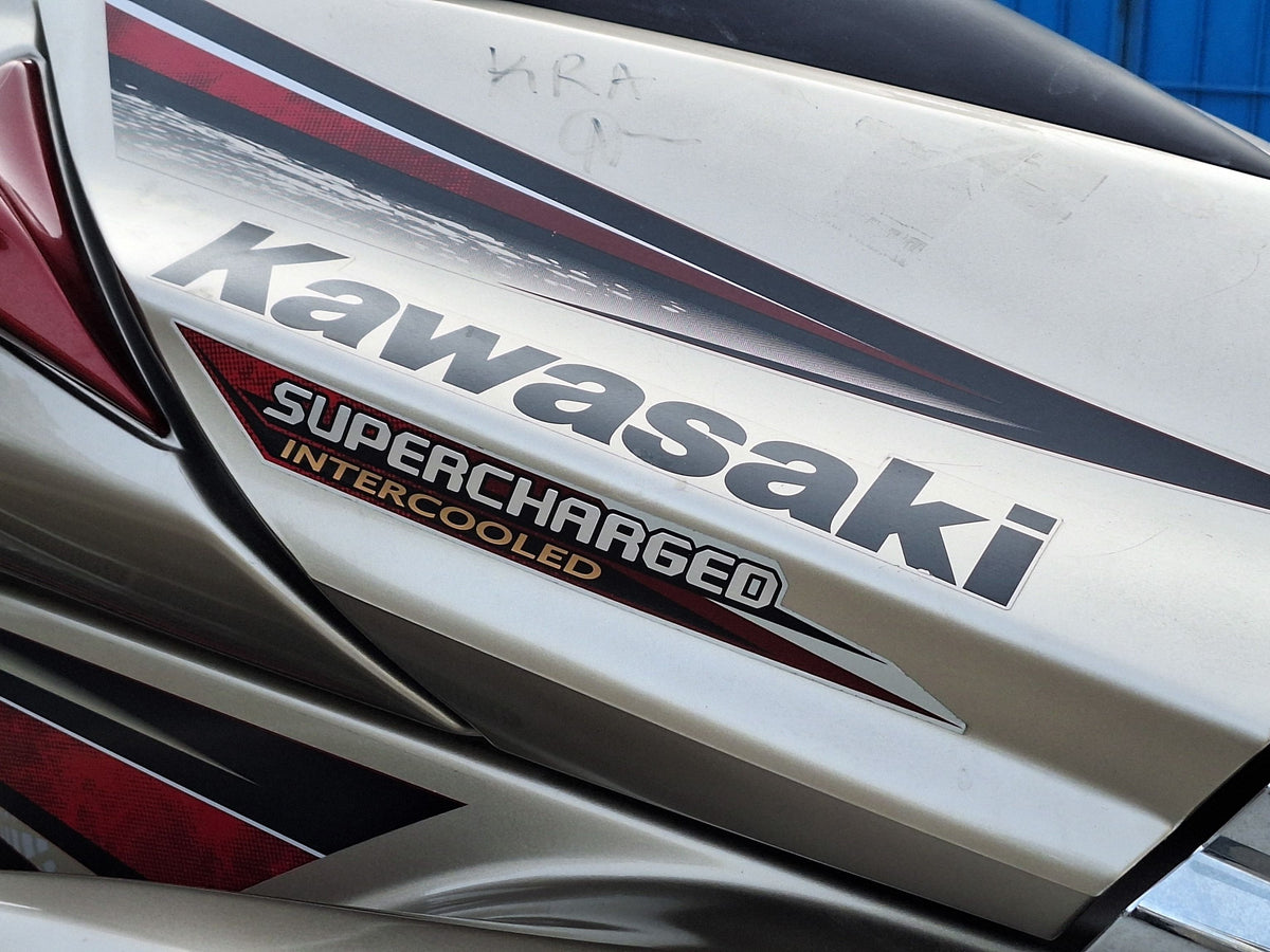 2018 Kawasaki Ultra300lx in gold, photo 11 of 11, for sale in Kenya (Ref K18-0j213)