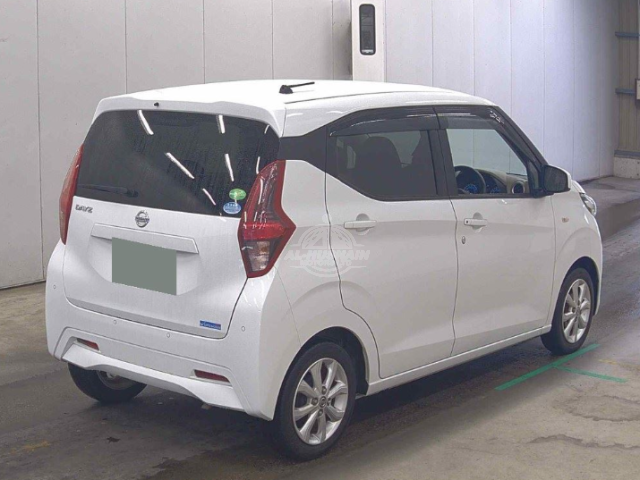 2019 Nissan Dayz in pearl, photo 4 of 4, for sale in Kenya (Ref N19-13374)