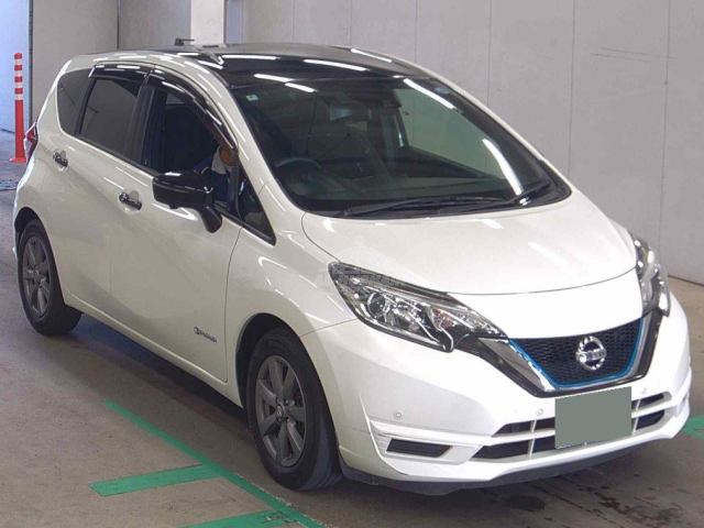 2019 Nissan Note in pearl, photo 1 of 4, for sale in Kenya (Ref N19-46405)