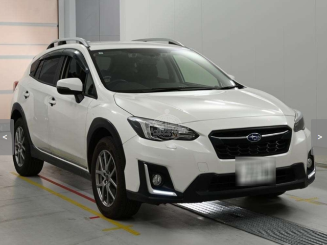 2019 Subaru Impreza in pearl, photo 1 of 4, for sale in Kenya (Ref S19-00757)