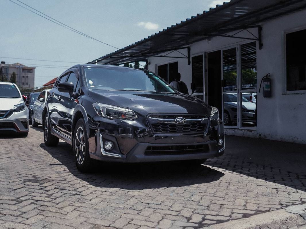 2018 Subaru Impreza in black, photo 7 of 14, for sale in Kenya (Ref S18-71991)