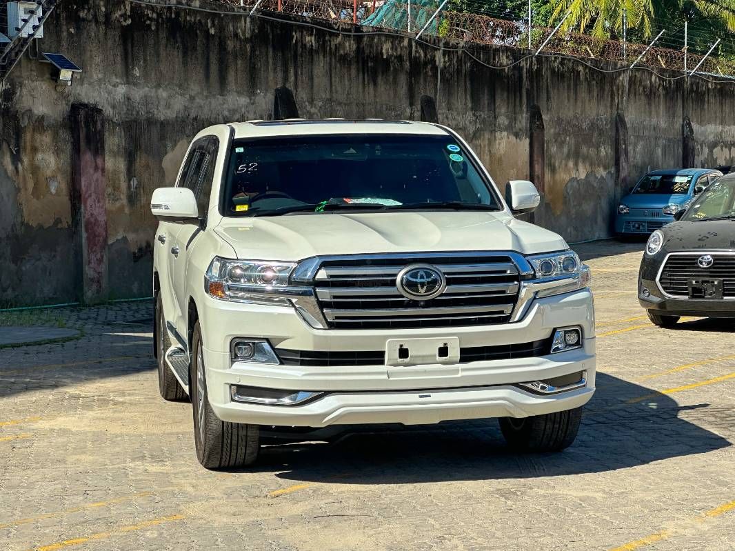 2019 Toyota Land Cruiser