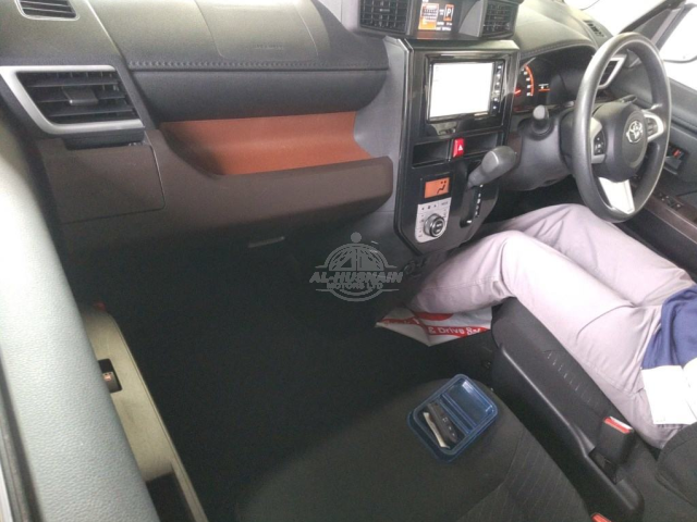2019 Toyota Tank in pearl, photo 3 of 4, for sale in Kenya (Ref T19-82388)