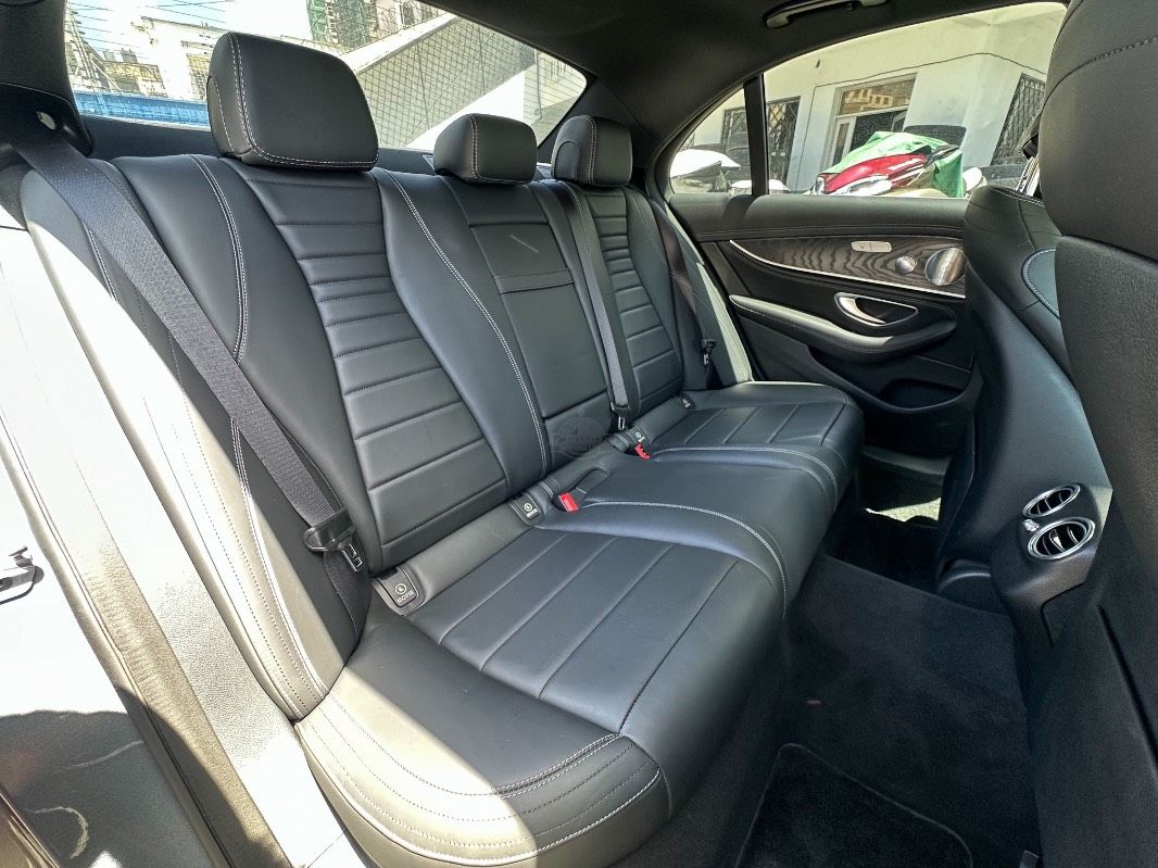 2019 Mercedes-Benz E220