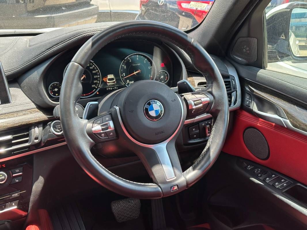 2019 BMW X6 in white, photo 9 of 13, for sale in Kenya (Ref B19-56574)