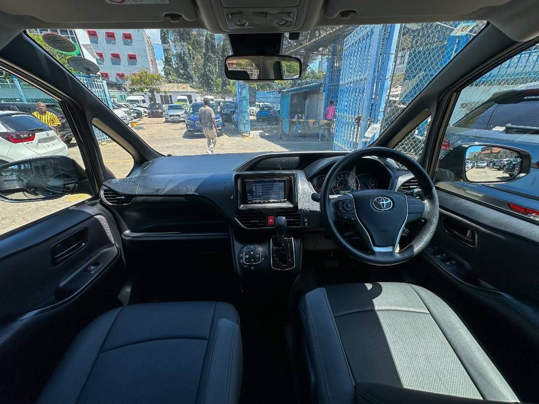 2019 Toyota Noah