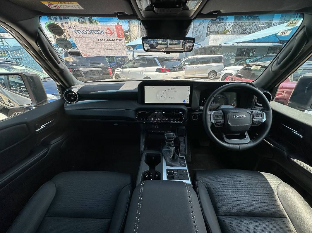 2024 Toyota Landcruiser 250 in bronz, photo 7 of 13, for sale in Kenya (Ref T24-19065)