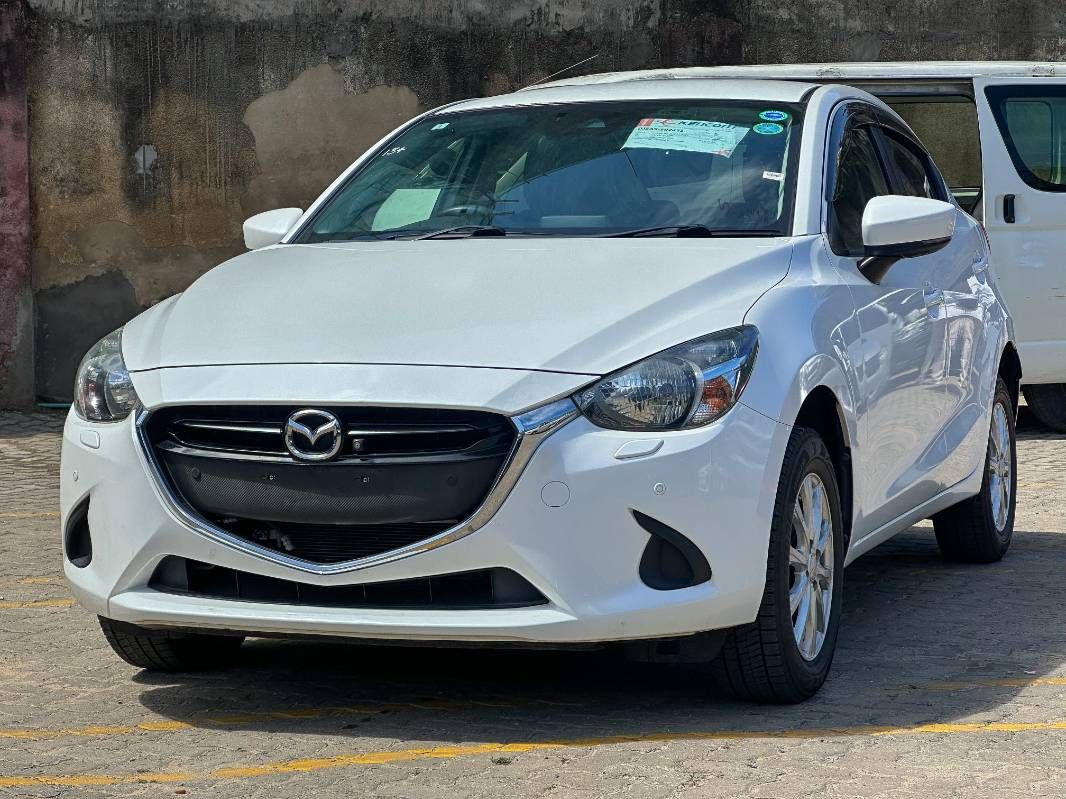 2019 Mazda Demio