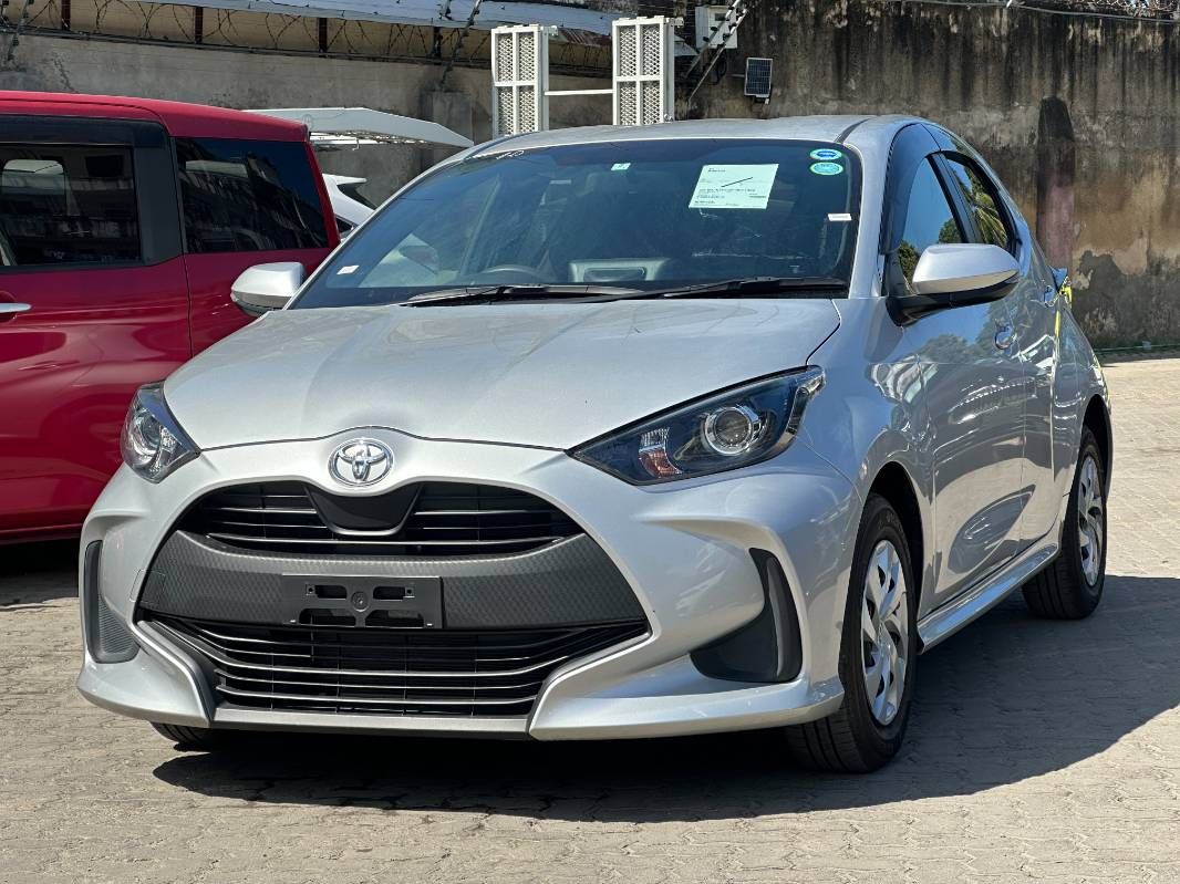 2020 Toyota Yaris, photo 2