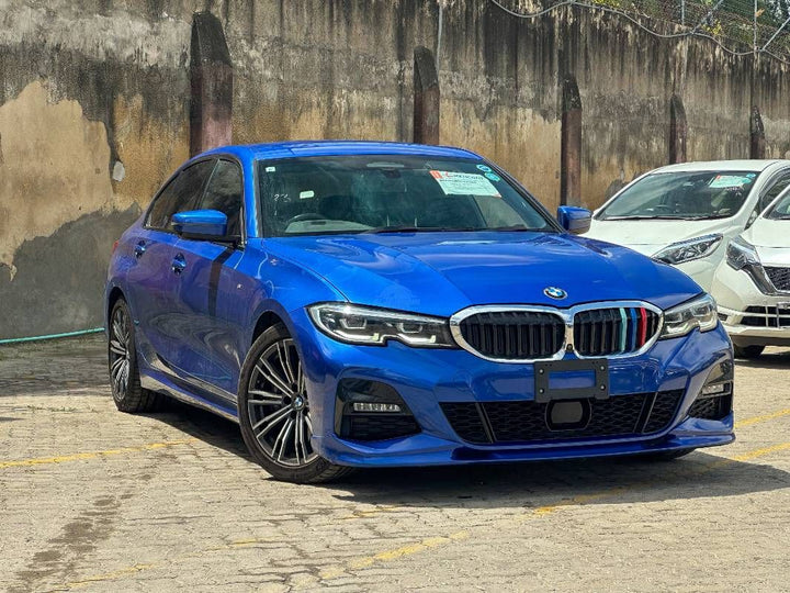 2019 BMW 330I in blue, photo 1 of 12, for sale in Kenya (Ref B19-71905)