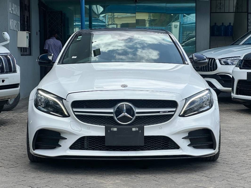 2019 Mercedes-Benz C43 in pearl, photo 2 of 10, for sale in Kenya (Ref M19-77855)
