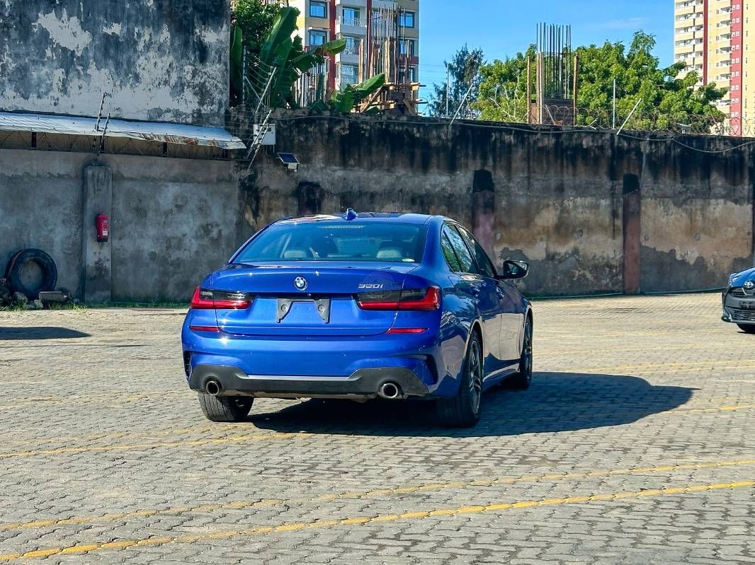2019 BMW 320i