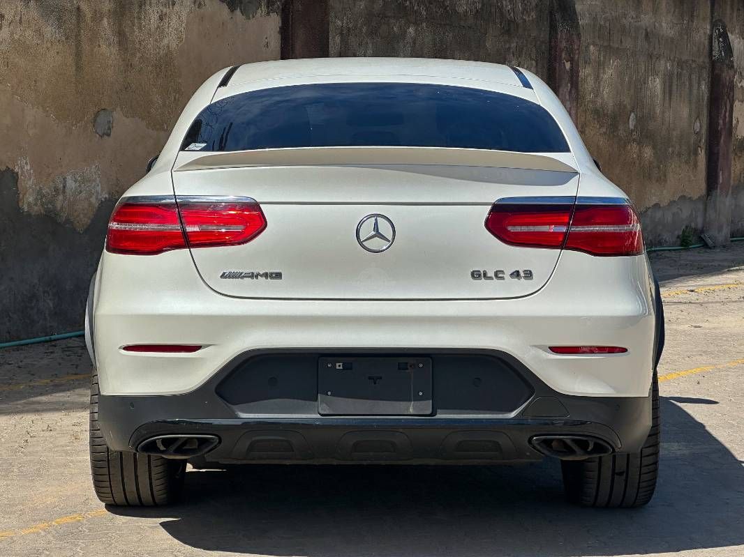 2019 Mercedes-Benz GLC43 in pearl, photo 5 of 12, for sale in Kenya (Ref M19-55223)