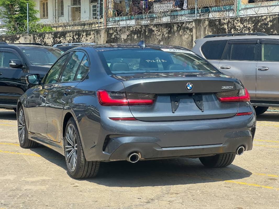 2019 BMW 320i
