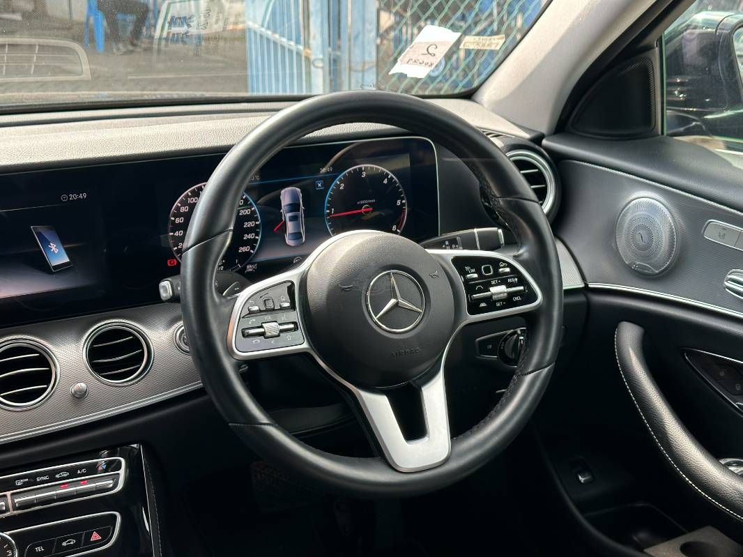 2019 Mercedes-Benz E220 in black, photo 9 of 12, for sale in Kenya (Ref M19-80629)