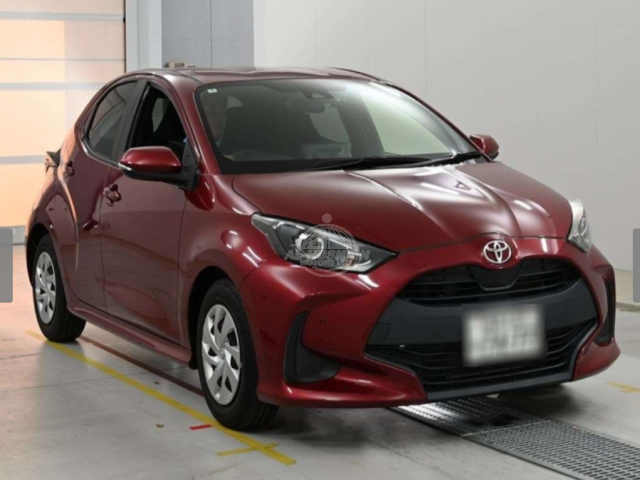 2020 Toyota Yaris in red, photo 1 of 4, for sale in Kenya (Ref T20-06550)