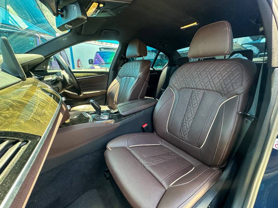 2021 BMW 530i