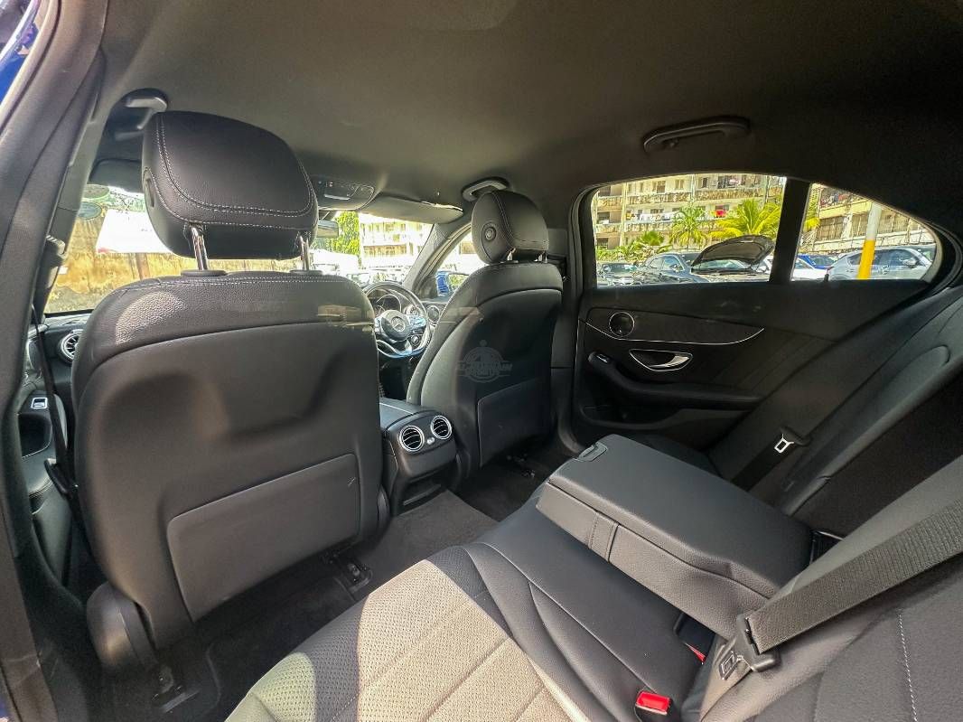 2019 Mercedes-Benz C200 in blue, photo 11 of 12, for sale in Kenya (Ref M19-71394)