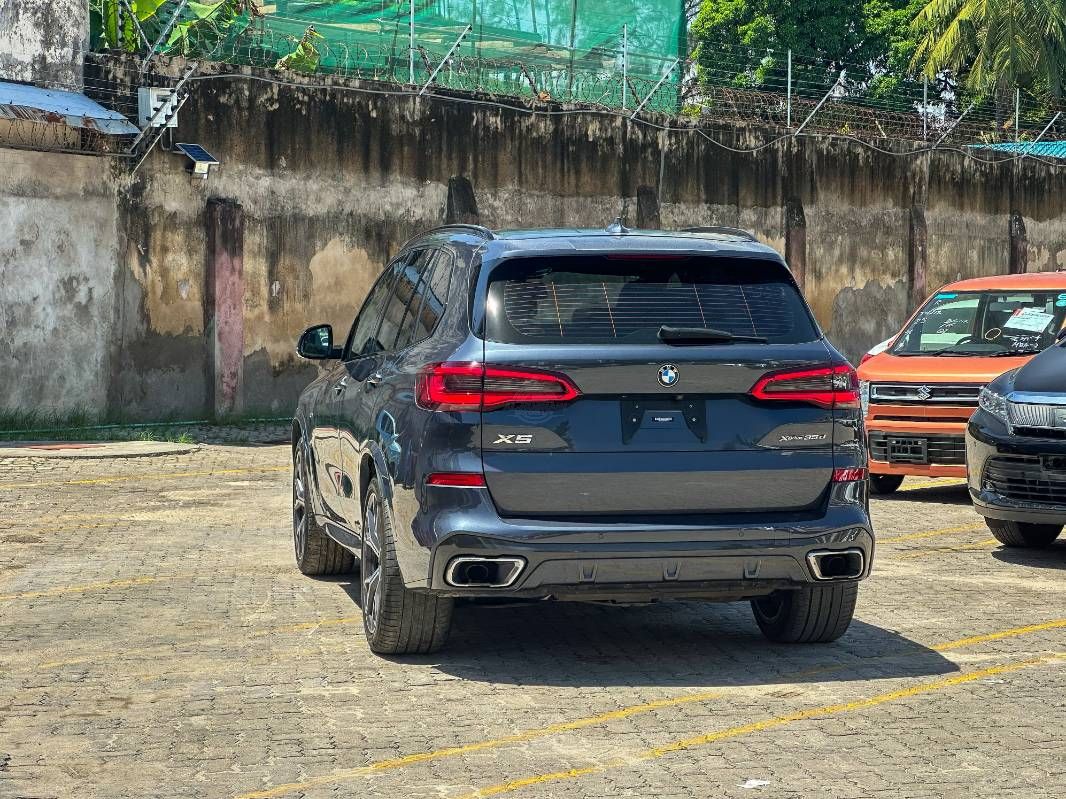 2019 BMW X5