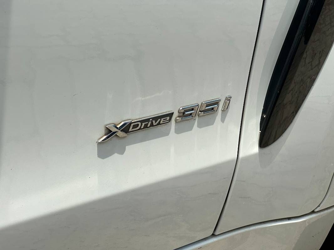 2019 BMW X6 in white, photo 7 of 13, for sale in Kenya (Ref B19-56574)