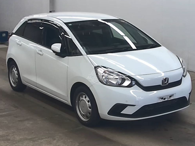 2020 Honda Fit in white, photo 1 of 4, for sale in Kenya (Ref H20-02658)