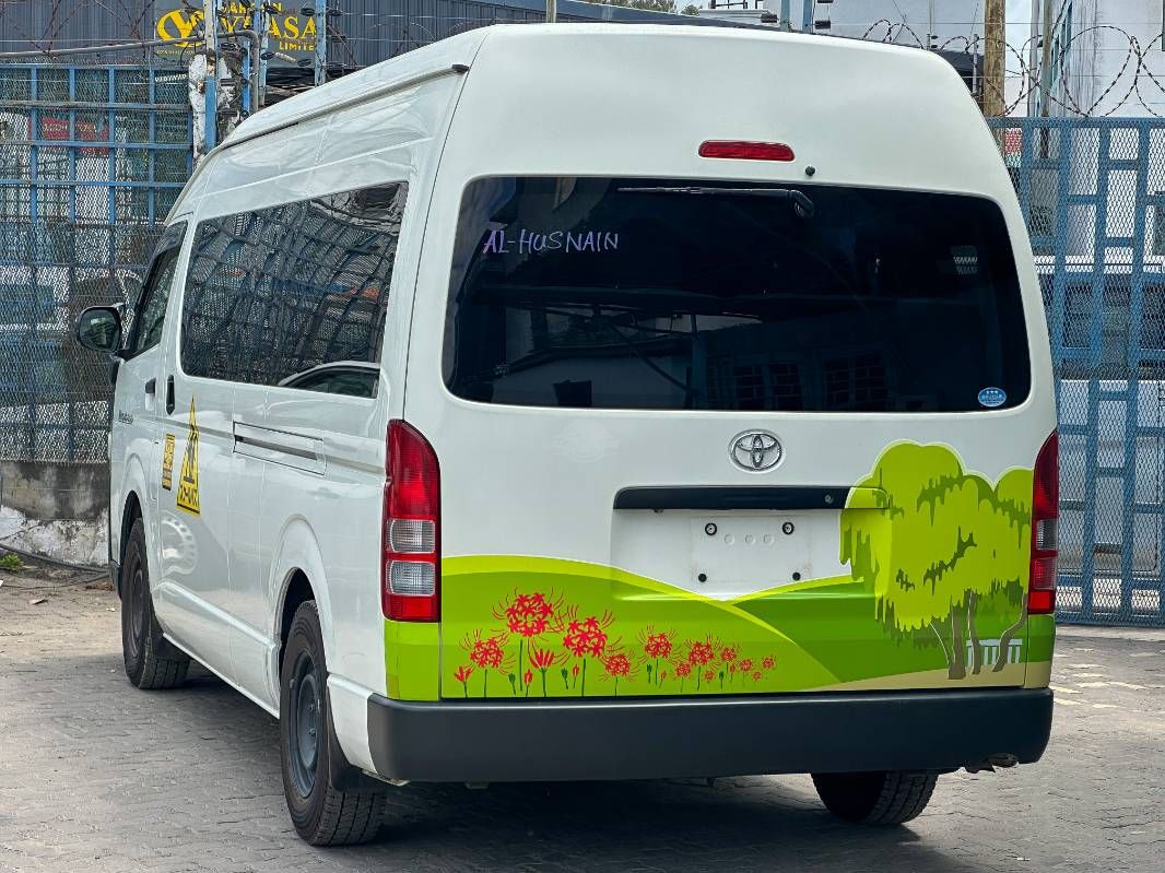 2019 Toyota Hiace in white, photo 4 of 10, for sale in Kenya (Ref T19-10052)