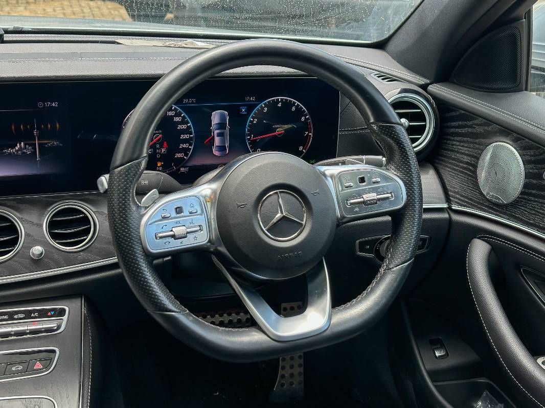 2019 Mercedes-Benz E300