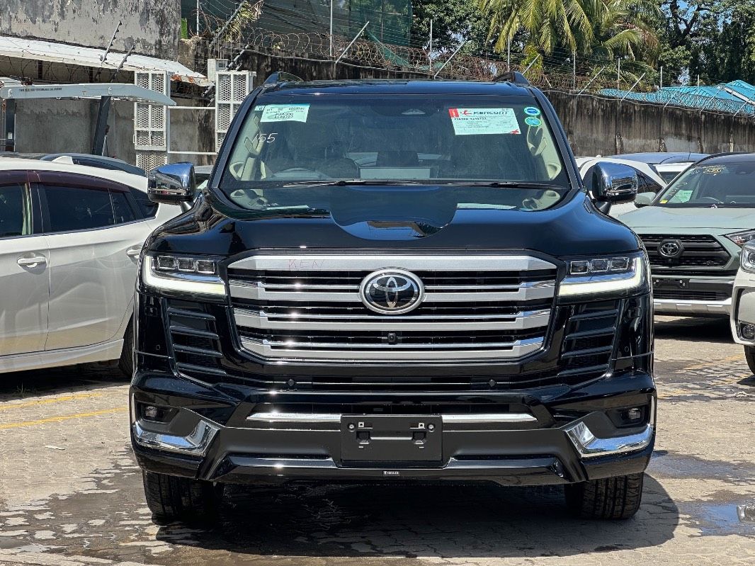 2026 Toyota Land Cruiser, photo 1
