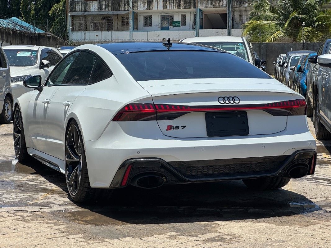 2022 Audi RS7