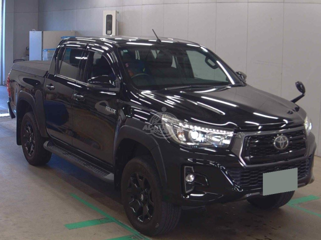 2019 Toyota Hilux in black, photo 1 of 3, for sale in Kenya (Ref T19-08531)