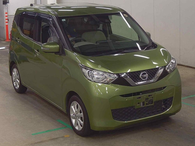 2019 Nissan Dayz in green, photo 1 of 3, for sale in Kenya (Ref N19-11824)