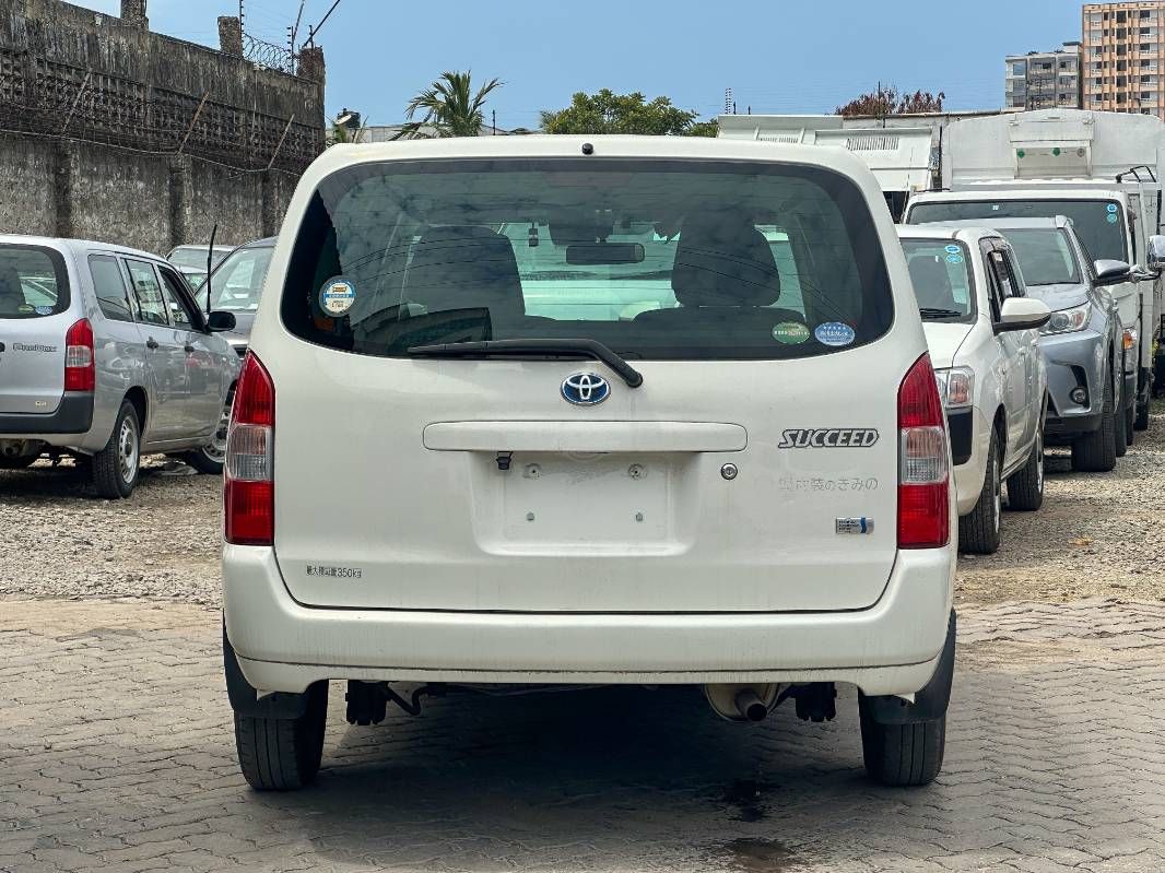 2019 Toyota Succeed, photo 4