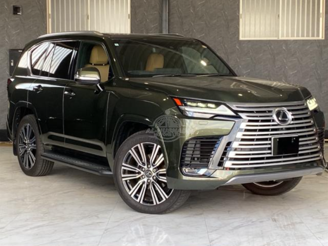 2024 Lexus LX600 in green, photo 1 of 4, for sale in Kenya (Ref L24-50479)