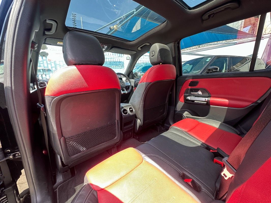 2021 Mercedes-Benz GLB35, photo 10