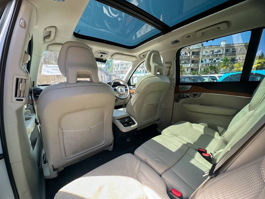2020 Volvo XC90 in pearl, photo 11 of 13, for sale in Kenya (Ref V20-21499)