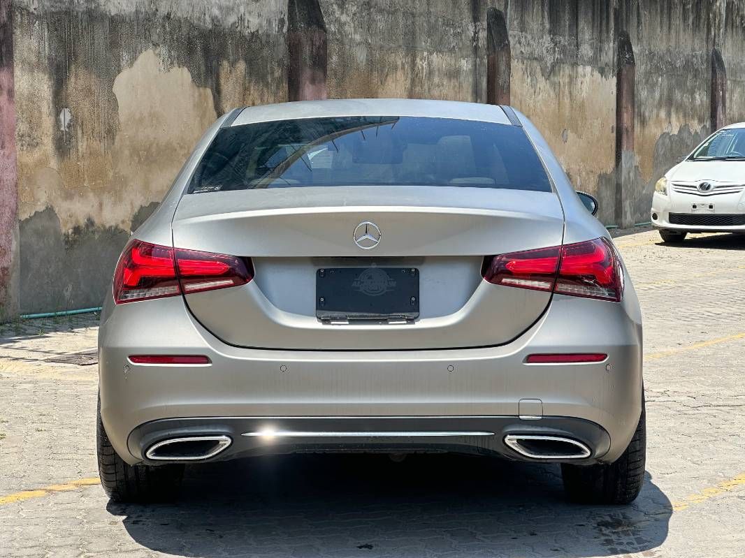 2019 Mercedes-Benz A250 in grey, photo 5 of 12, for sale in Kenya (Ref M19-14481)