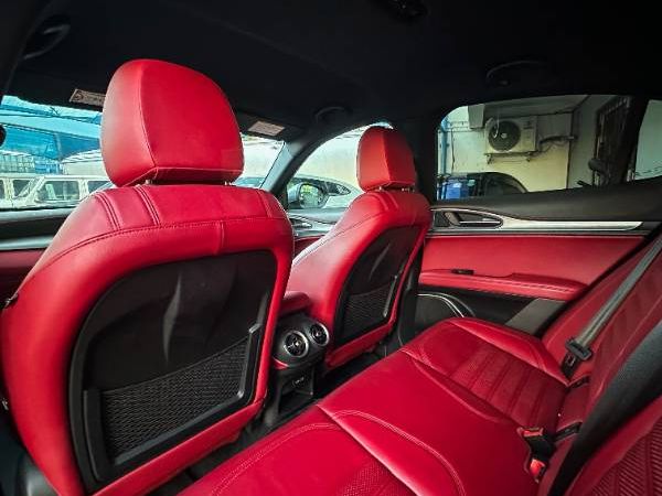 2019 Alfa Romeo Stelvio