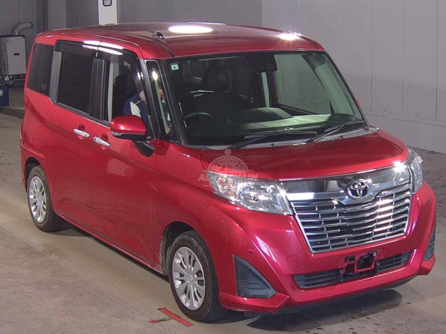 2019 Toyota Roomy in red, photo 1 of 4, for sale in Kenya (Ref T19-36100)