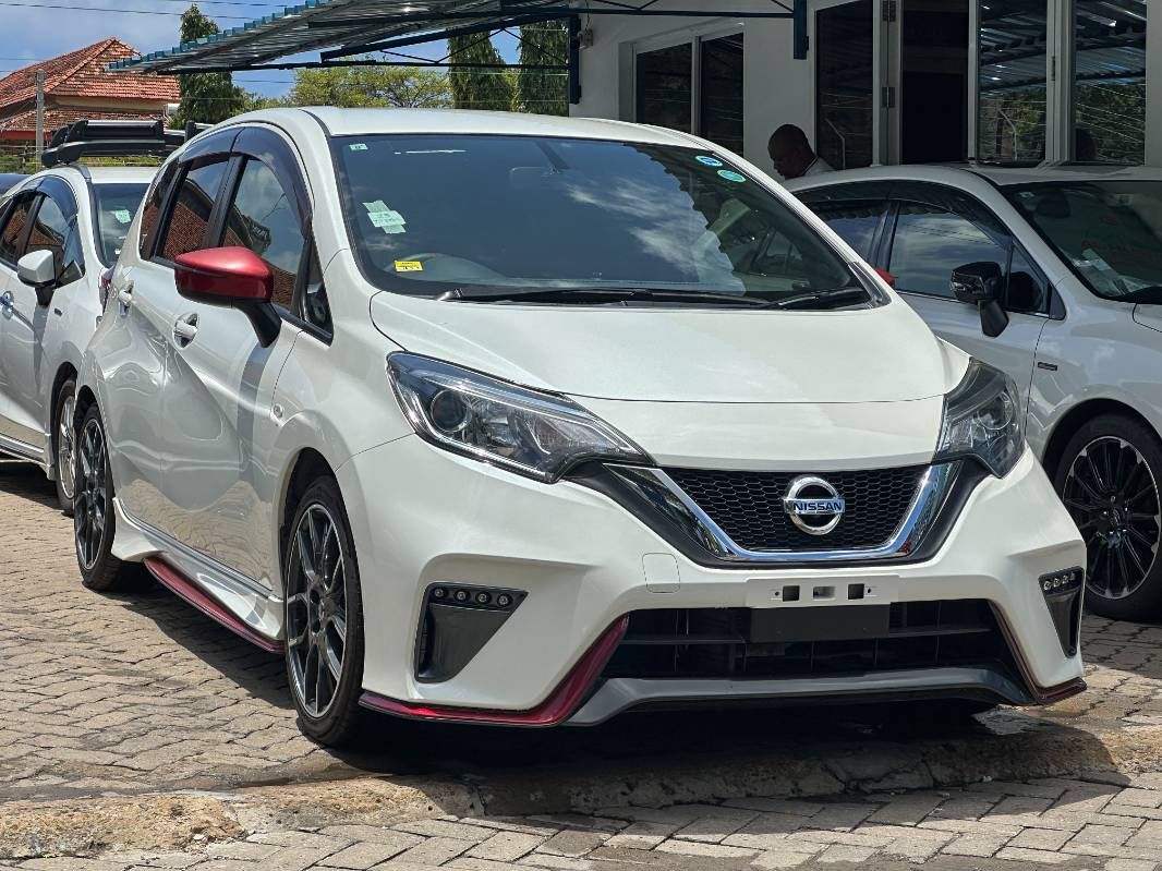2019 Nissan Note in pearl, photo 7 of 12, for sale in Kenya (Ref N19-72864)