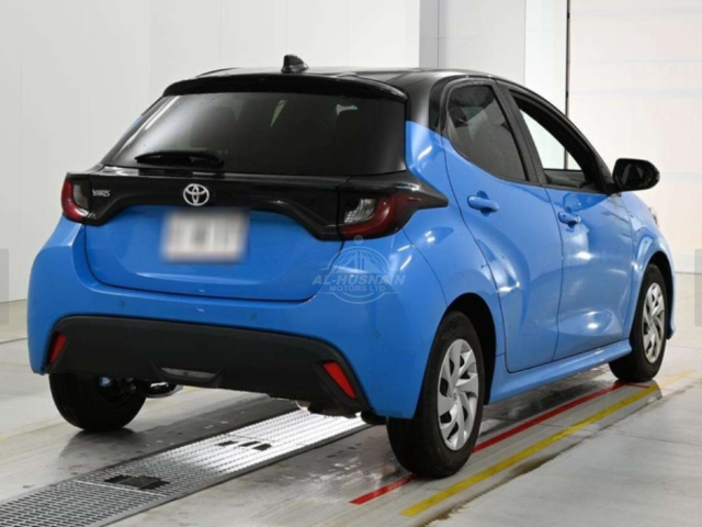 2021 Toyota Yaris in blue, photo 4 of 4, for sale in Kenya (Ref T21-42251)