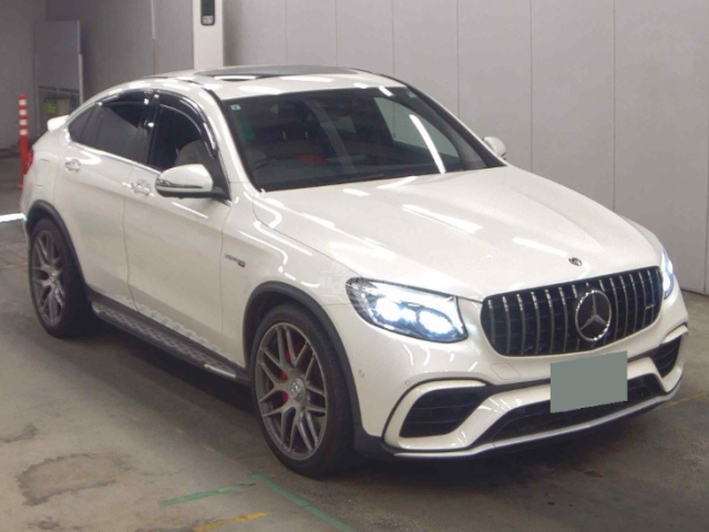 2019 Mercedes-Benz GLC63 in pearl, photo 1 of 4, for sale in Kenya (Ref M19-04680)