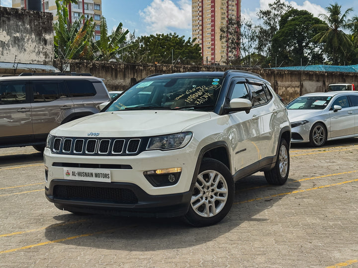 2018 Jeep Compass in white, photo 1 of 11, for sale in Kenya (Ref J18-10494)